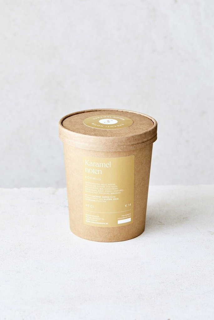 Karamel noten ijs