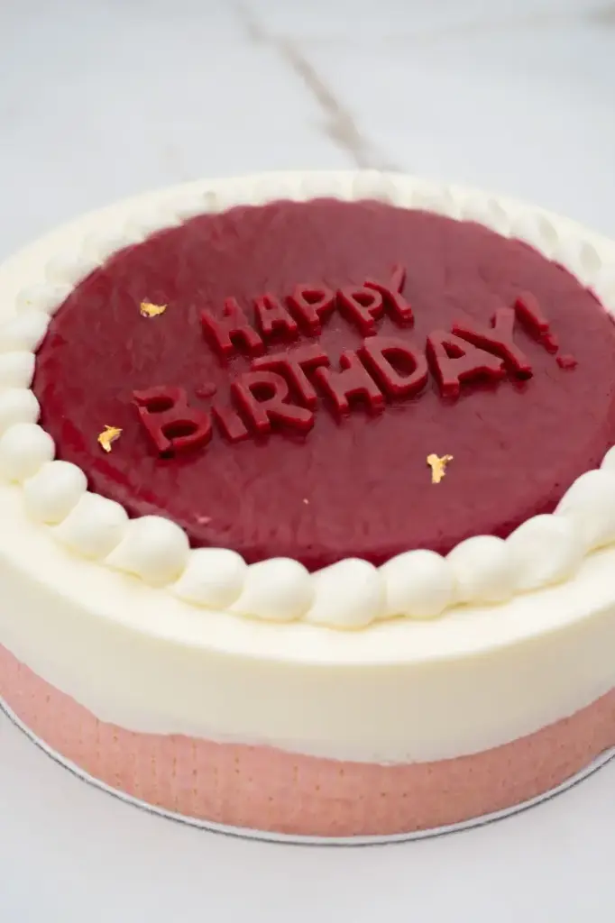 Verjaardagstaart witte chocolade framboos (8 pers)